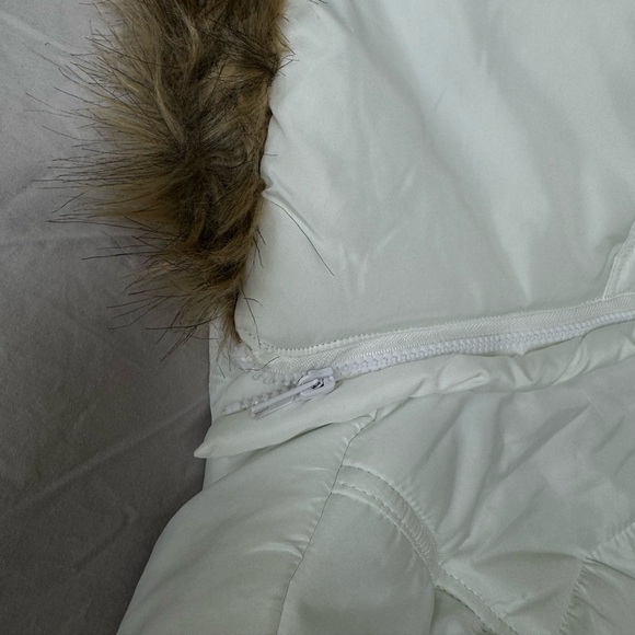 Rampage ‘White Belted Puffer Jacket’ Extra Large (XL) - Picture 8 of 9